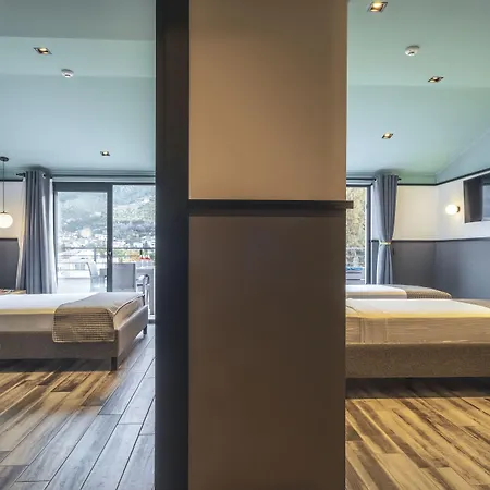 Hotell Life Demir 3*